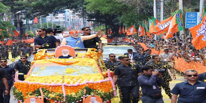 PM Narendra Modis 26 Kilometer Long Roadshow In Bengaluru Will Pass