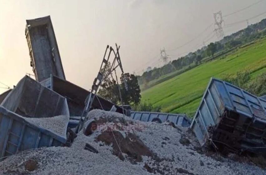  More than 40 bogies of goods train derailed, one child died