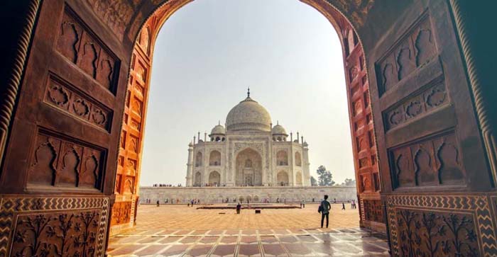  Taj Mahal will soon be buzzing with foreign tourists, Agra’s tourism industry will get big relief…#agranews