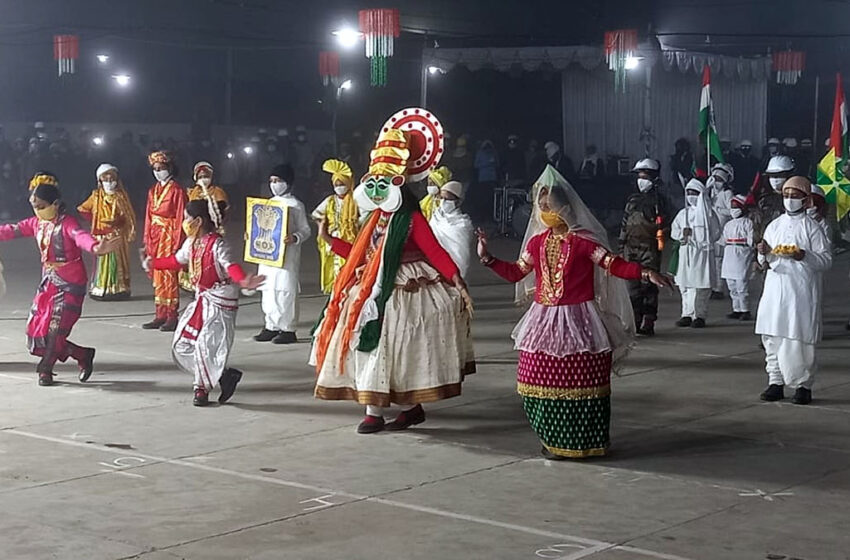  Photos: Republic Day celebrated in Dayalbagh amidst fog in Agra…#agranews