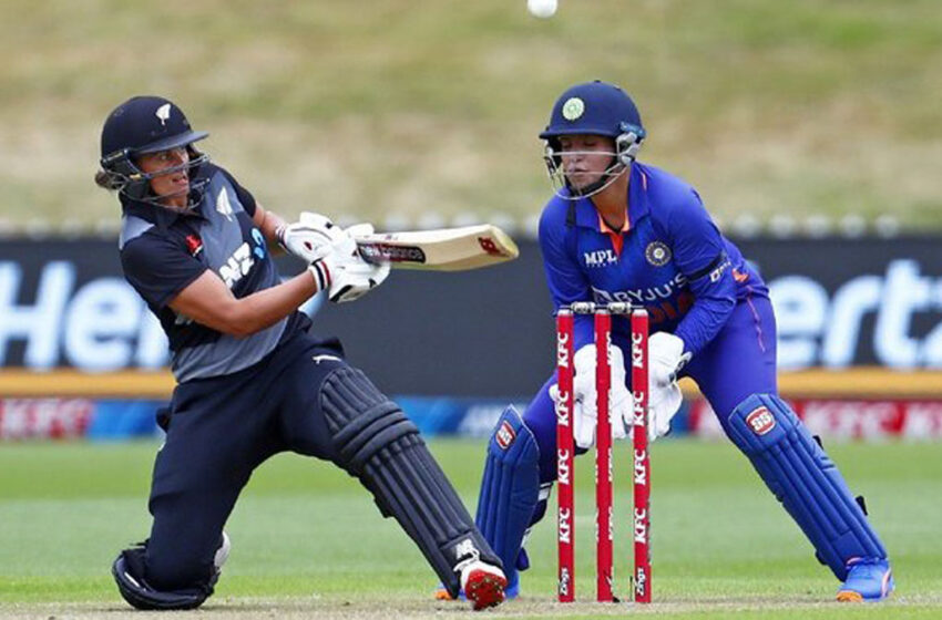  New Zealand beat Indian women by 62 runs in first ODI