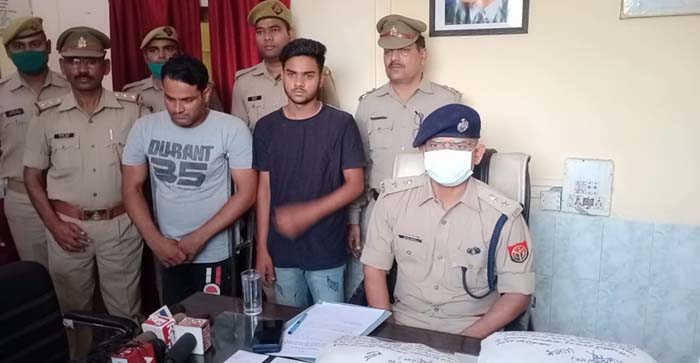  Agra News: GRP caught two miscreants from Tundla station, 700 illegal cartridges recovered…#agranews