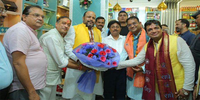  Agra News : Grand opening of Brij Rasayanam in kamla Nagar Agra