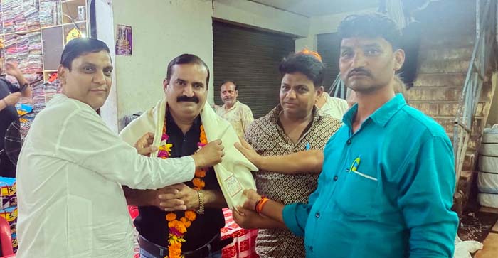  Agra News: Traders honored Youth State President of Uttar Pradesh Industry Trade Representative Board…#agranews