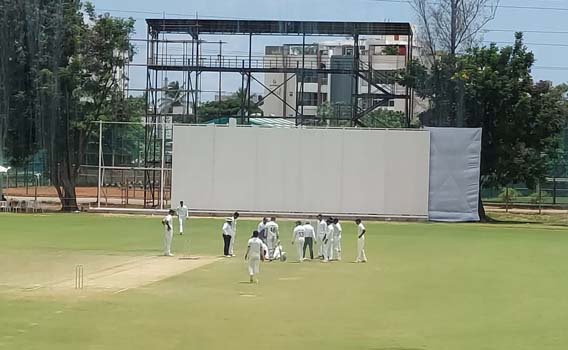  Duleep Trophy: Venkatesh Iyer fell on the pitch after being hit in the head, ambulance had to be called in the middle ground