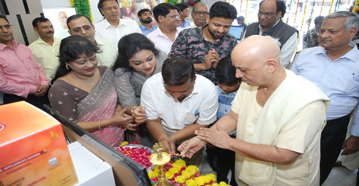  RK Marketing’s new establishment opens with India’s third largest platinum store in Agra…#agranews