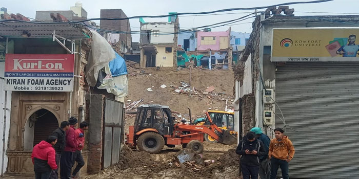  Teela Maithan Case Video News : Rs 1.55 crore fine on Contractor, Ramp to demolish 8 houses in Agra #agra