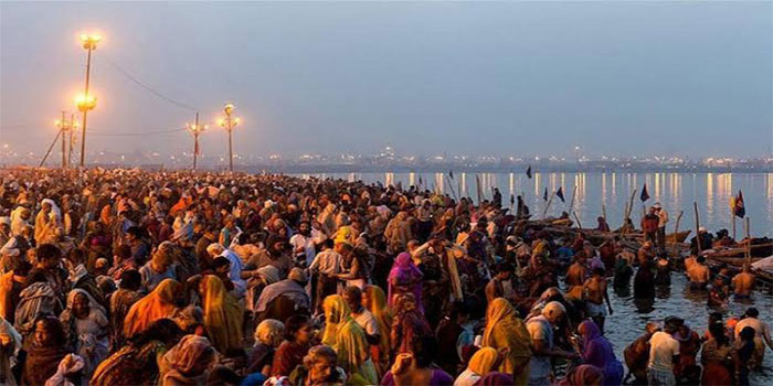  Makar Sankranti bathed in Ganga-Yamuna rivers, did charity, Home Minister Amit Shah flew kite