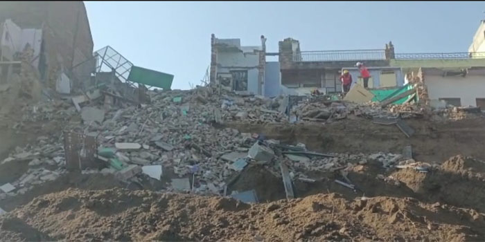  Agra News : Houses demolish in Teela Maithan in Agra #agra