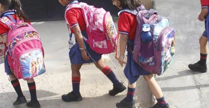  Agra News: Private schools arbitrariness in new session, lunch box included in bag kit, many schools also changed dress…#agranews