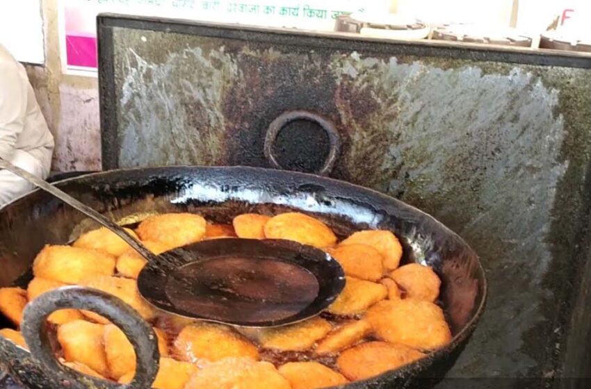  Agra news: Breakfast in every nook and corner in Agra, but some kachoris and some’s badi, the taste of vegetables is also wonderful
