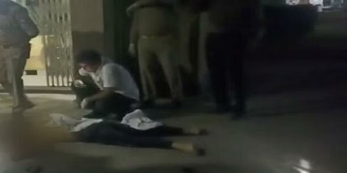  17 year old care taker jump from 6th floor of Rangjee height after threaten by Blackmailer #agra