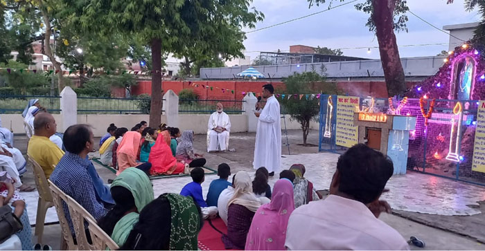  Agra News: Special prayers in the churches of Agra in honor of Mother Mary…#agranews