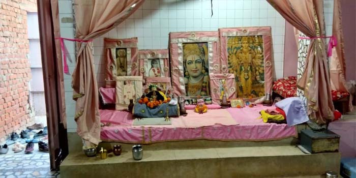  Agra Video News : 300 year old idols missing form Shree Ramchandra Jee Temple Jatpura Agra #agra