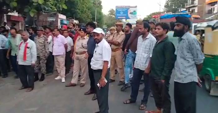  Agra News: Nagar Nigam removed encroachment from the road. Campaigned in three places…#agranews