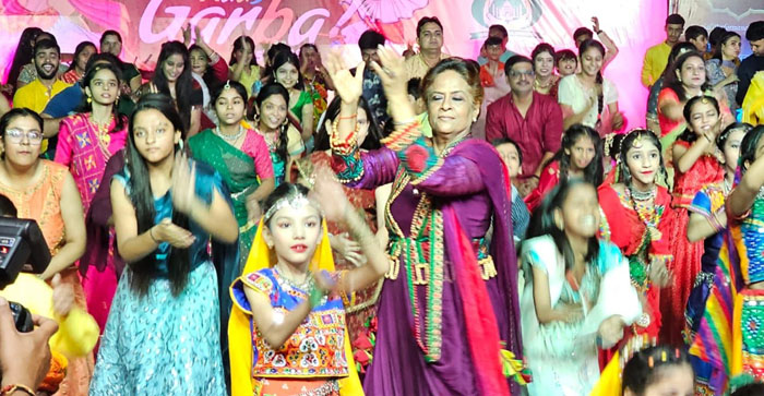  Agra News: Dandiya played a lot during Navratri Raas Garba in Agra…#agranews