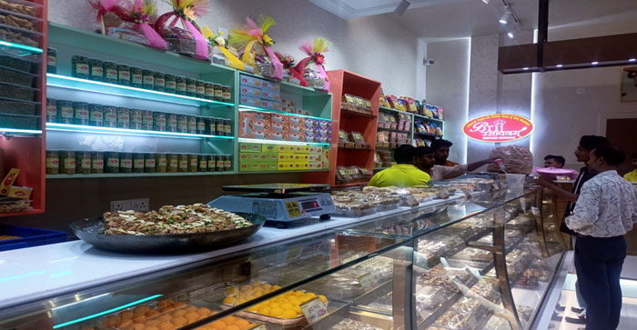  Grand opening of the new store of Agra’s famous Braj Rasyanam in Firozabad…#agranews