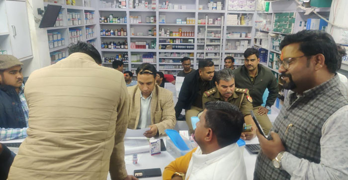  Agra News: Action on medical store for selling used injections in Agra, ban on purchase and sale of medicines…#agranews