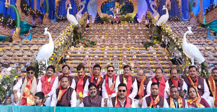  Agra News: Giriraj ji got divine 56 bhog offerings worth 11 thousand kilos…#agranews