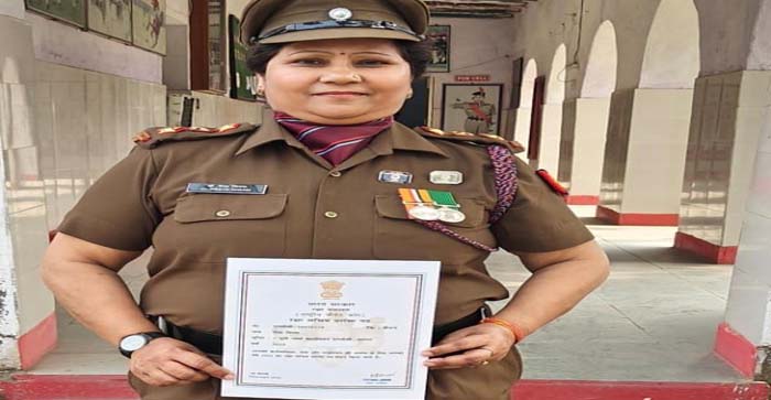  Agra News: Company Commander of Agra College Girls Wing Captain Rita Nigam received “Defence Secretary Award”…#agranews