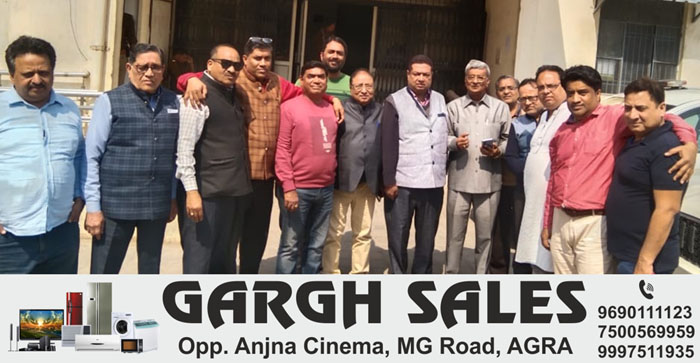  Agra News: Troubled traders met DCP City in the name of copyright…#agranews