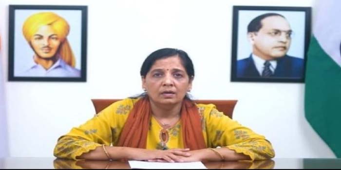  Delhi CM Arvind Kejriwal sent a video message to the public after his arrest, wife Sunita read it out