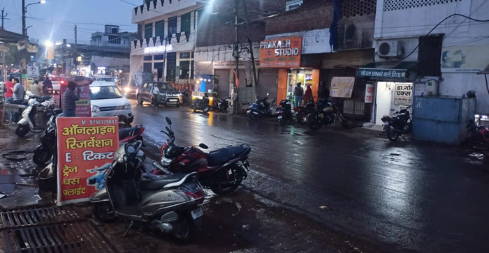  Agra News: It is drizzling in Agra. The clouds are thundering. The weather has changed since evening…#agranews
