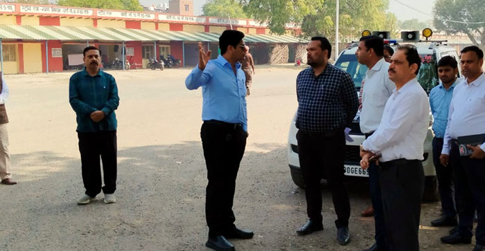  Agra News: Agra DM inspected Naveen Galla Mandi regarding Lok Sabha elections….#agranews
