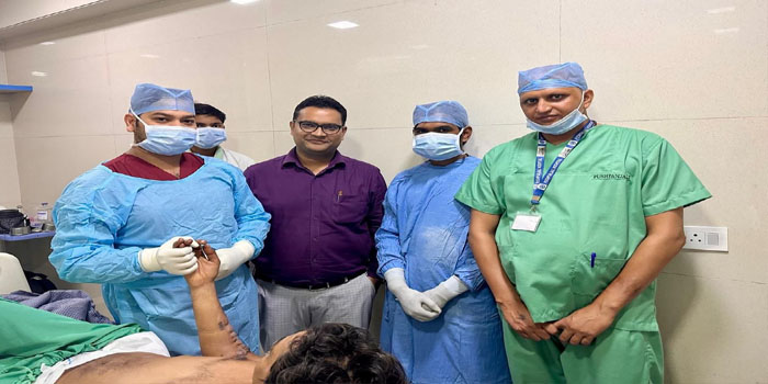  Agra’s CTVS Dr. Sushil Singhal done successful Reimplantation of Upper Limb#Agra