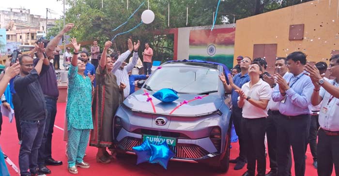  Agra News: New electric car Tata Curve EV launched in Agra. Will run 585 km on one charge. Know its other features…#agranews