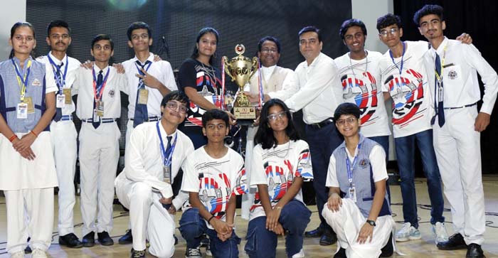  Agra News: Technofi v-9.0 took place in St. Peter’s College, Agra. 300 students from 15 schools participated in competitions based on science and technology…#agranews