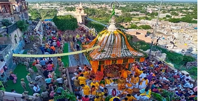  Mathura News : Radha Rani darshan in Gold Palki on 11th September 2024 #Mathura