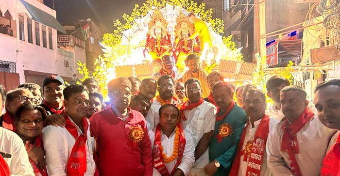  Agra News: Dussehra procession started with much fanfare in Agra. The procession started with the aarti of the forms of Shri Ram and Lakshman…#agranews